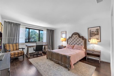 Villa ou maison à vendre à Miami, Floride: 3 chambres, 204.94 m2 № 1895788 - photo 26