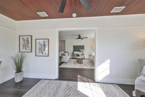 Villa ou maison à vendre à Saint Petersburg, Floride: 3 chambres, 144.37 m2 № 1719990 - photo 8