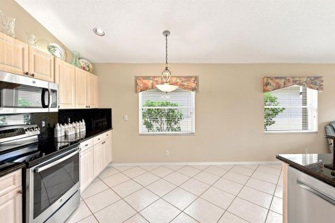 House in Boynton Beach, Florida 3 bedrooms, 175.03 sq.m. № 2189480 - photo 15