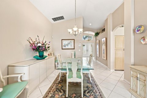 House in Boynton Beach, Florida 3 bedrooms, 175.03 sq.m. № 2189480 - photo 5