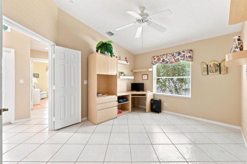House in Boynton Beach, Florida 3 bedrooms, 175.03 sq.m. № 2189480 - photo 27