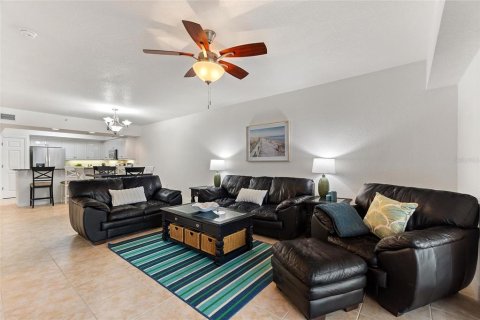 Condominio en venta en New Smyrna Beach, Florida, 3 dormitorios, 157.75 m2 № 1907535 - foto 13