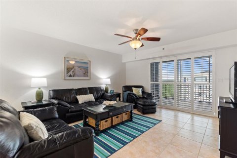 Condominio en venta en New Smyrna Beach, Florida, 3 dormitorios, 157.75 m2 № 1907535 - foto 14