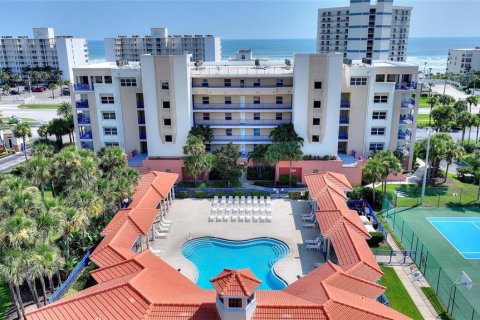 Condominio en venta en New Smyrna Beach, Florida, 3 dormitorios, 157.75 m2 № 1907535 - foto 24