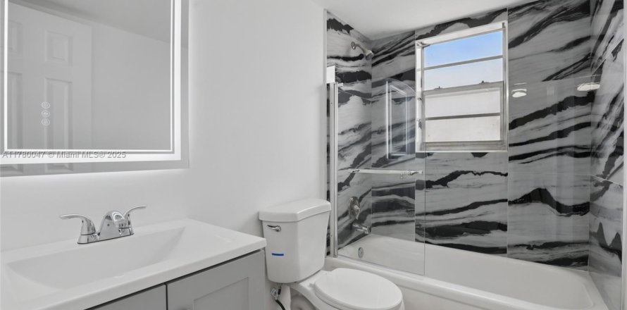 Condo à Miramar, Floride, 2 chambres № 1940050