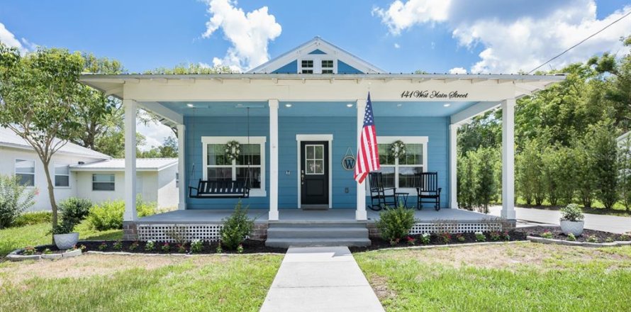 Casa en Lake Helen, Florida 3 dormitorios, 175.49 m2 № 1758266
