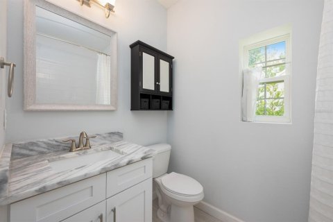 Casa en venta en Lake Helen, Florida, 3 dormitorios, 175.49 m2 № 1758266 - foto 17