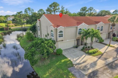 Touwnhouse à Saint Petersburg, Floride 3 chambres, 200.58 m2 № 2399464