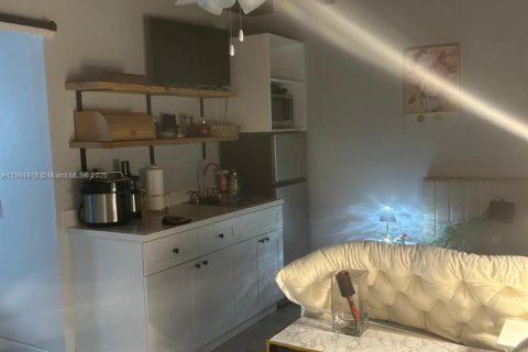 Immobilier commercial à louer à South Miami, Floride № 2018911 - photo 9