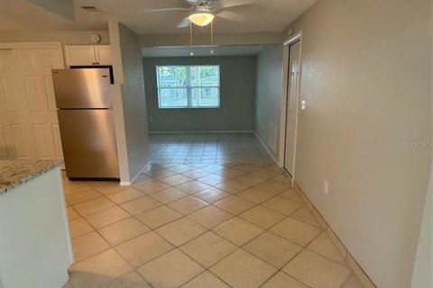 House in New Port Richey, Florida 3 bedrooms, 130.06 sq.m. № 1532772 - photo 10