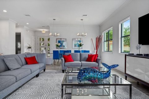 House in Four Corners, Florida 7 bedrooms, 365.85 sq.m. № 1564447 - photo 7