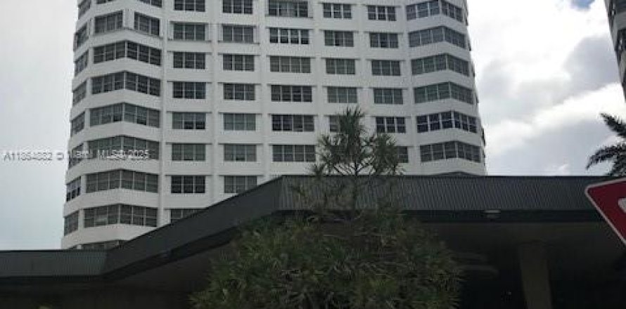 Studio à Condo à Miami, Floride № 1893204