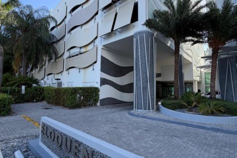 Condo in North Bay Village, Florida, 1 bedroom  № 2172338 - photo 6