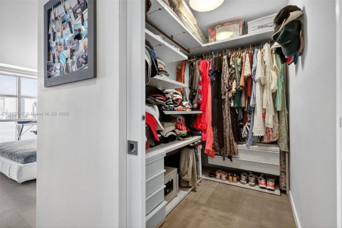 Condo in Aventura, Florida, 3 bedrooms  № 1943616 - photo 27