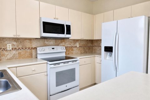 Townhouse in Miami, Florida 4 bedrooms, 176.42 sq.m. № 2423069 - photo 15