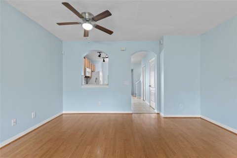 Touwnhouse à vendre à Odessa, Floride: 2 chambres, 115.2 m2 № 2218054 - photo 7