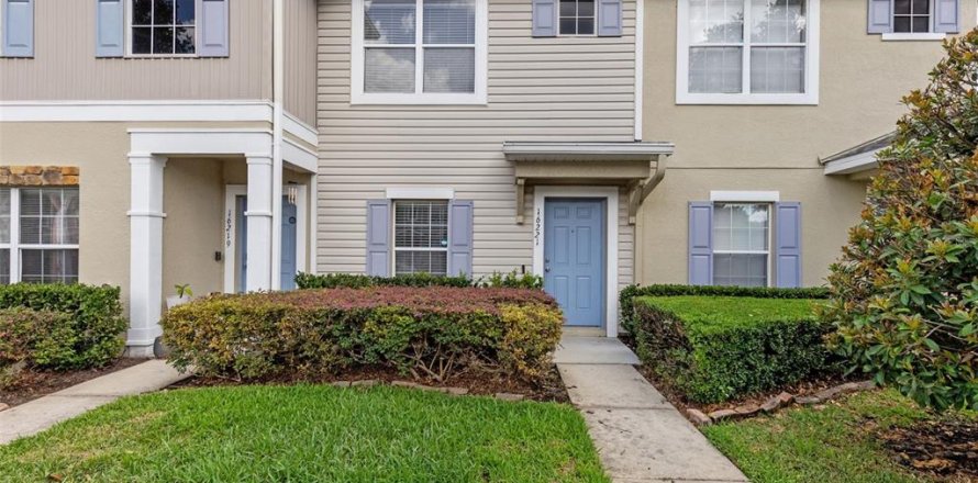 Touwnhouse à Odessa, Floride 2 chambres, 115.2 m2 № 2218054