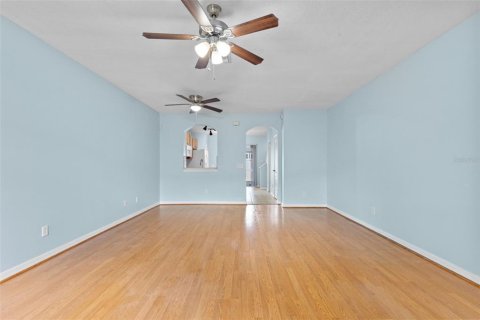 Touwnhouse à vendre à Odessa, Floride: 2 chambres, 115.2 m2 № 2218054 - photo 4