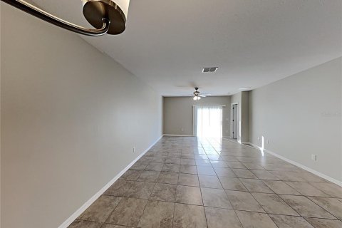 House in Ruskin, Florida 5 bedrooms, 224.36 sq.m. № 2150902 - photo 8