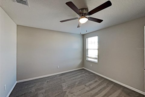 House in Ruskin, Florida 5 bedrooms, 224.36 sq.m. № 2150902 - photo 12