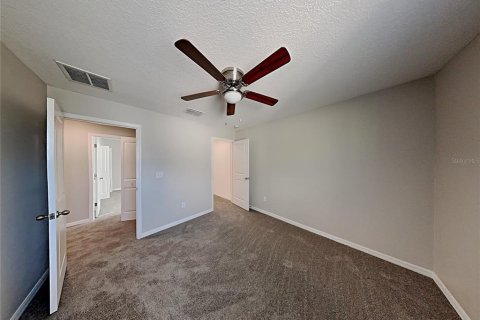 House in Ruskin, Florida 5 bedrooms, 224.36 sq.m. № 2150902 - photo 17