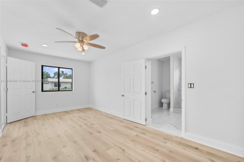 House in Deerfield Beach, Florida 3 bedrooms, 118.73 sq.m. № 1878378 - photo 19
