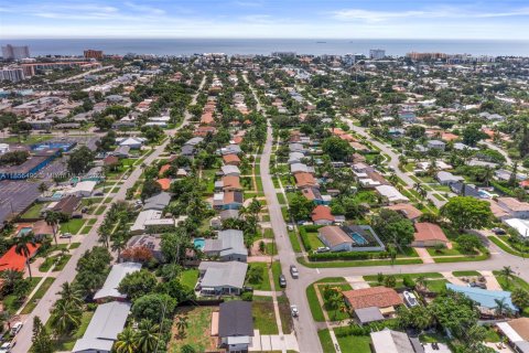 House in Deerfield Beach, Florida 3 bedrooms, 118.73 sq.m. № 1878378 - photo 30