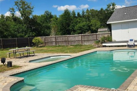 House in Dade City, Florida 4 bedrooms, 215.16 sq.m. № 1750225 - photo 26