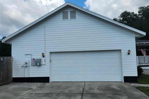 House in Dade City, Florida 4 bedrooms, 215.16 sq.m. № 1750225 - photo 29