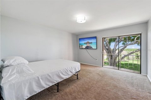 Condo in Lake Wales, Florida, 2 bedrooms № 2093349 - photo 21