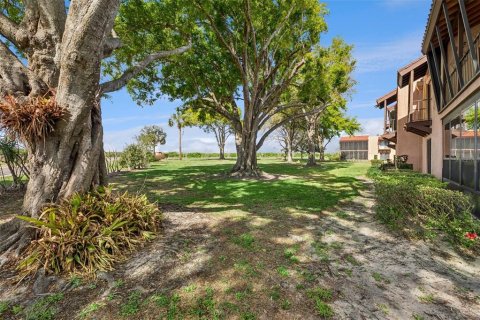 Condo in Lake Wales, Florida, 2 bedrooms № 2093349 - photo 30