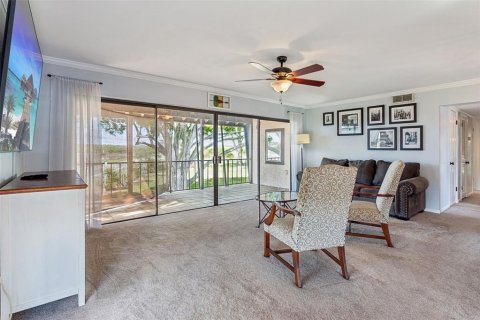 Condo in Lake Wales, Florida, 2 bedrooms № 2093349 - photo 11