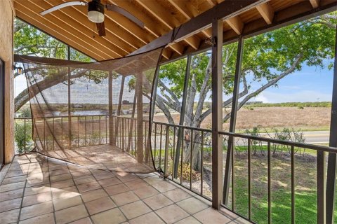 Condo in Lake Wales, Florida, 2 bedrooms № 2093349 - photo 29