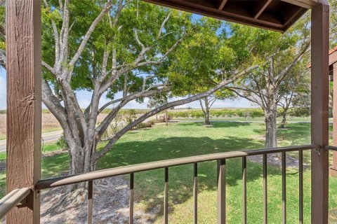 Condo in Lake Wales, Florida, 2 bedrooms № 2093349 - photo 26