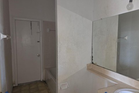 House in Lakeland, Florida 4 bedrooms, 173.36 sq.m. № 1866498 - photo 7