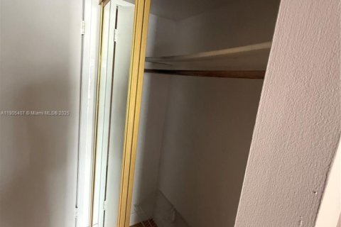 Copropriété à vendre à Aventura, Floride: 2 chambres, 154.78 m2 № 1956167 - photo 11