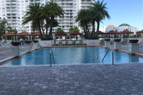 Copropriété à vendre à Aventura, Floride: 2 chambres, 154.78 m2 № 1956167 - photo 24