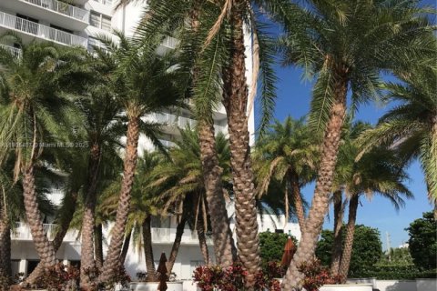 Copropriété à vendre à Aventura, Floride: 2 chambres, 154.78 m2 № 1956167 - photo 22