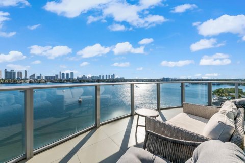 Copropriété à vendre à North Miami Beach, Floride: 2 chambres, 169.83 m2 № 2244315 - photo 15