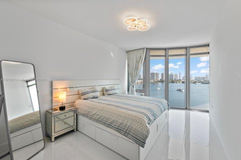 Copropriété à vendre à North Miami Beach, Floride: 2 chambres, 169.83 m2 № 2244315 - photo 30