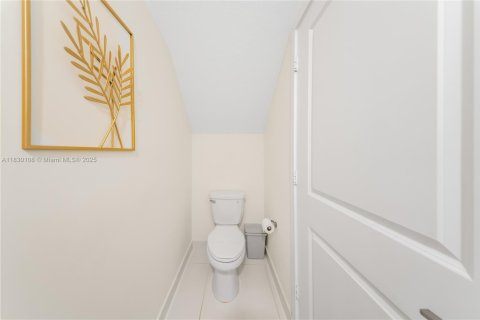 Townhouse in URBANA in Doral, Florida 3 bedrooms, 173.36 sq.m. № 1805992 - photo 17