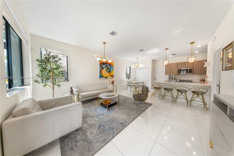 Townhouse in URBANA in Doral, Florida 3 bedrooms, 173.36 sq.m. № 1805992 - photo 7