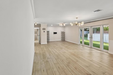 Villa ou maison à louer à West Palm Beach, Floride: 3 chambres, 158.68 m2 № 2392138 - photo 27