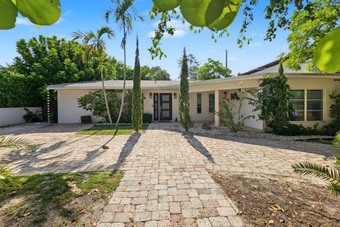 Villa ou maison à louer à West Palm Beach, Floride: 3 chambres, 158.68 m2 № 2392138 - photo 5