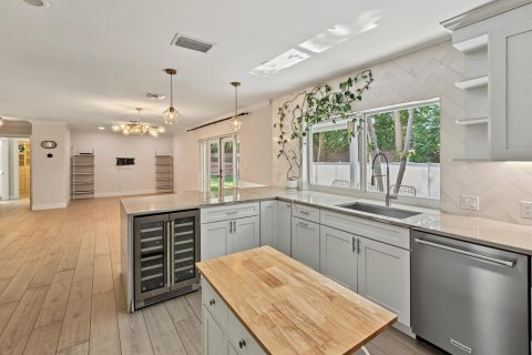 Villa ou maison à louer à West Palm Beach, Floride: 3 chambres, 158.68 m2 № 2392138 - photo 24