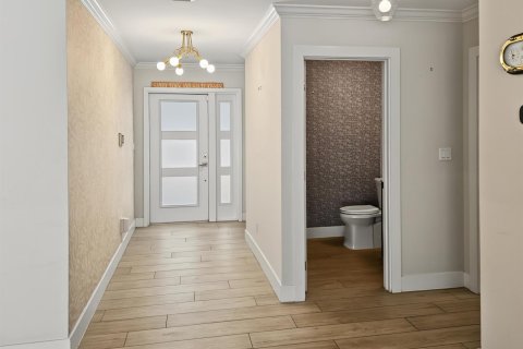 Villa ou maison à louer à West Palm Beach, Floride: 3 chambres, 158.68 m2 № 2392138 - photo 30