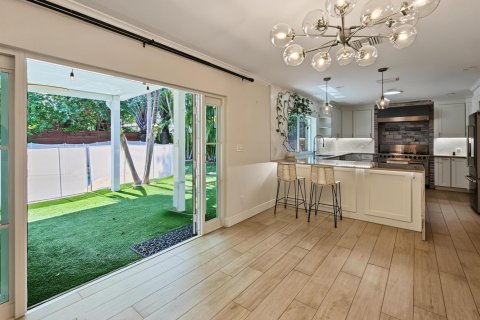Villa ou maison à louer à West Palm Beach, Floride: 3 chambres, 158.68 m2 № 2392138 - photo 12