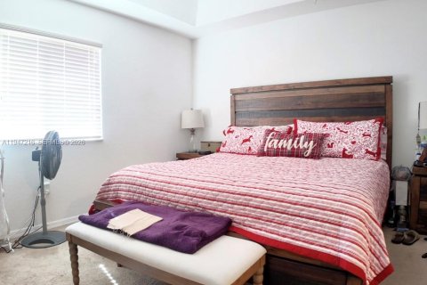 Casa en venta en Cutler Bay, Florida, 3 dormitorios, 158.4 m2 № 2003668 - foto 18