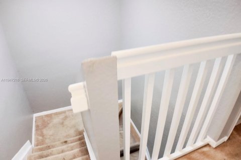 Casa en venta en Cutler Bay, Florida, 3 dormitorios, 158.4 m2 № 2003668 - foto 15