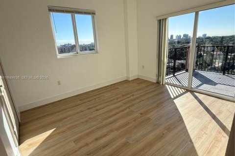 Снять в аренду кондоминиум в Майами, Флорида 2 спальни, 76.55м2, № 2005994 - фото 16